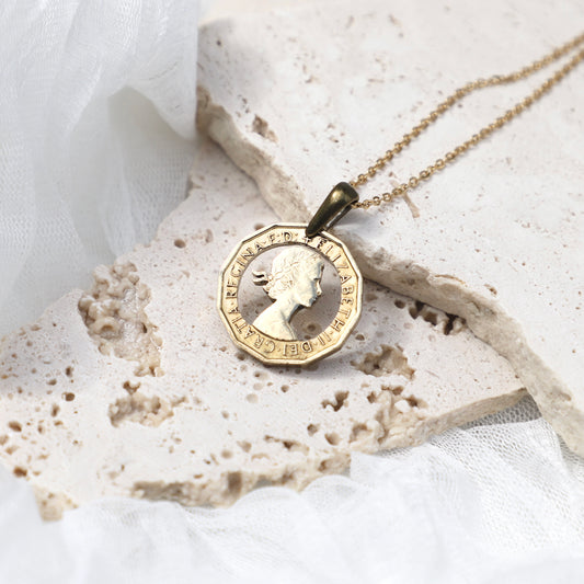 United Kingdom The Queen: Handcut Coin Pendant Necklace